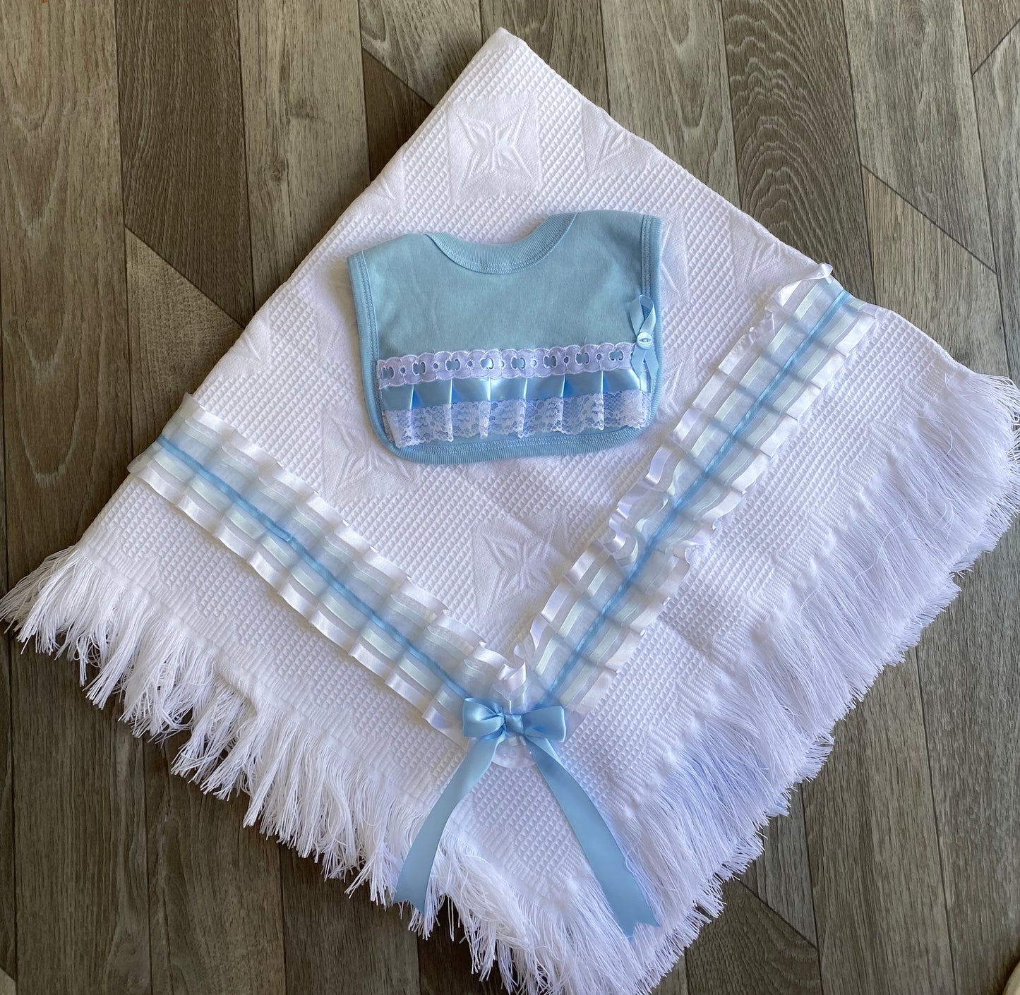 baby blue Ribbon Detail Bib