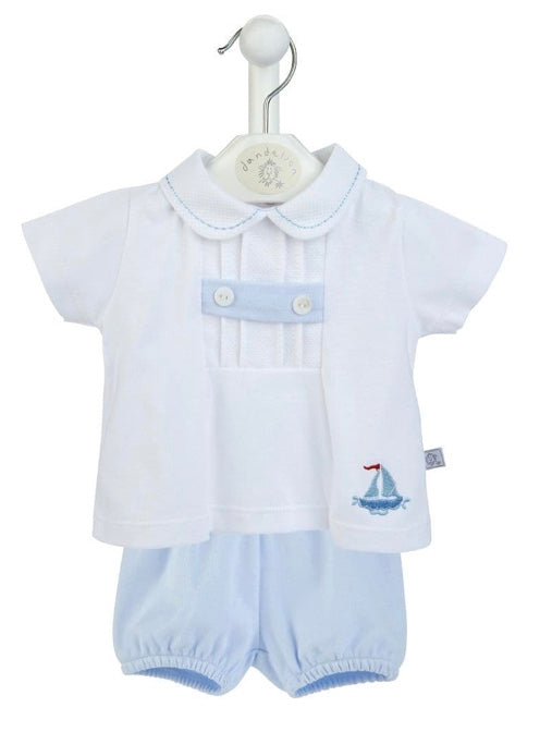 boys boat top and shorts