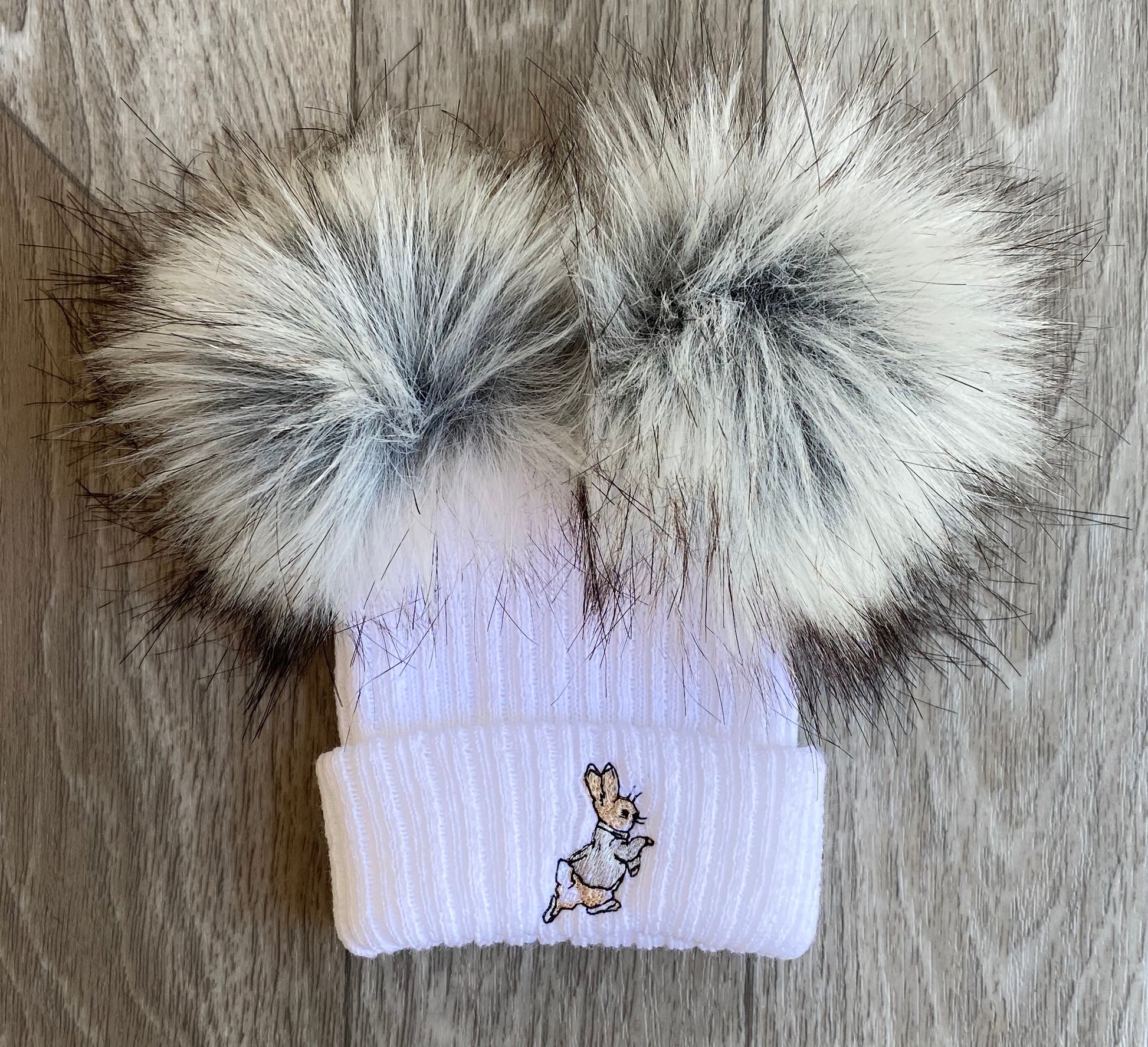 Embroidered Pom Pom Knitted Hat